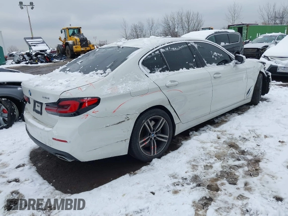 2021 BMW 5 Series 540i xDrive with VIN WBA73BJ06MWX35226, listed as a IAAI auction lot 41534763 with 30,816 mi miles and . Bid and sale history available at DreamBid. Image 4.