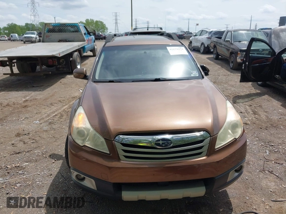 2011 Subaru Outback 2.5i Limited Pwr Moon with VIN 4S4BRCKC3B3367897, listed as a IAAI auction lot 42193831 with 152,084 mi miles. Bid and sale history available at carsss.com. Image 6.