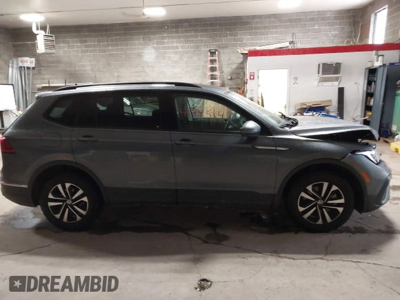 2024 Volkswagen Tiguan S with VIN 3VVFB7AX0RM183789, listed as a IAAI auction lot 41445847 with 1,500 mi miles and . Bid and sale history available at DreamBid. Image 13.
