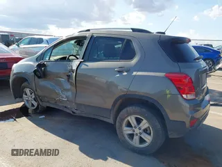 2022 Chevrolet Trax LT with VIN KL7CJPSM0NB568096, listed as a IAAI auction lot 42595207 with 30,128 mi miles and . Bid and sale history available at DreamBid. Image 14.