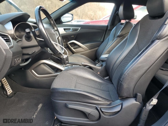 2016 Hyundai Veloster with VIN KMHTC6AD2GU283458, listed as a Copart auction lot 52090685 with 68,752 mi miles and Salvage Title. Bid and sale history available at carsss.com. Image 7.