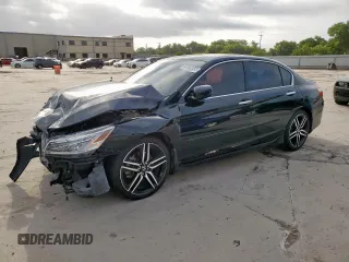 2017 Honda Accord Touring with VIN 1HGCR3F95HA006152, listed as a Copart auction lot 61642435 with 91,484 mi miles and Salvage title. Bid and sale history available at DreamBid. Image 1.
