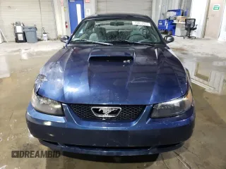 2001 Ford Mustang GT Deluxe with VIN 1FAFP42X61F186011, listed as a Copart auction lot 43812845 with 96,864 mi miles and Salvage Title. Bid and sale history available at carsss.com. Image 5.