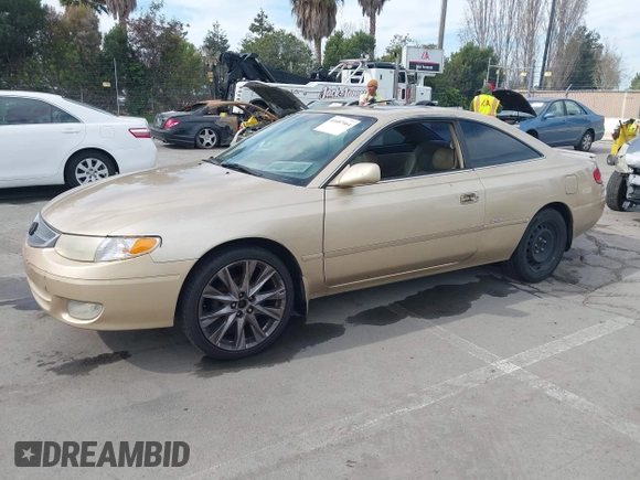 2001 Toyota Solara SE with VIN 2T1CF22P01C454290, listed as a IAAI auction lot 41687464 with 183,522 mi miles and . Bid and sale history available at DreamBid. Image 2.