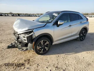 2023 Mitsubishi Eclipse Cross SE z VIN JA4ATWAA9PZ005526, wystawiony jako Copart lot #47882325 z przebiegiem 54 559 mil mil oraz Szkoda całkowita • Salvage title. Historia ofert i sprzedaży dostępna na DreamBid. Obrazek 1.