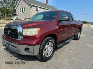 2008 Toyota Tundra z VIN 5TBBV54138S494334, wystawiony jako Copart lot #60036975 z przebiegiem 196 363 mil mil oraz Czysty tytuł • Clean title. Historia ofert i sprzedaży dostępna na DreamBid. Obrazek 1.