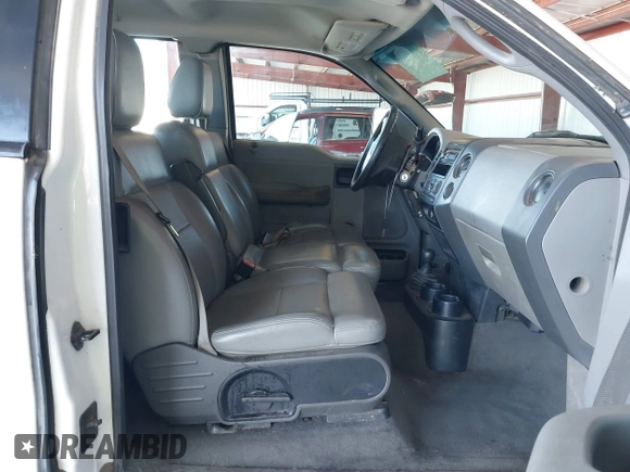 2006 Ford F-150 STX with VIN 1FTRX14WX6NA33218, listed as a IAAI auction lot 41667598 with 318,824 mi miles. Bid and sale history available at carsss.com. Image 5.