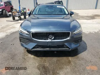 2019 Volvo V60 Momentum z VIN YV1102EK8K1337288, wystawiony jako Copart lot #59759465 z przebiegiem 31 050 mil mil oraz Szkoda całkowita • Salvage title. Historia ofert i sprzedaży dostępna na DreamBid. Obrazek 5.