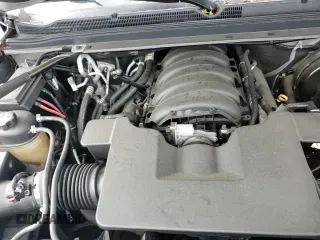 2019 Chevrolet Suburban LS с VIN 1GNSKGKC3KR263379, выставлен на аукционе Copart как лот 62653175 с пробегом 127 533 миль миль и Списание • Salvage title. История ставок и продаж доступна на DreamBid. Изображение 14.