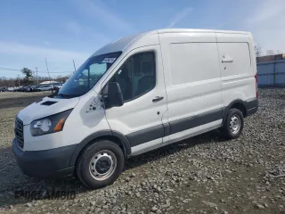 2018 Ford Transit z VIN 1FTYE1CM0JKA24152, wystawiony jako Copart lot #44296215 z przebiegiem 65 243 mil mil oraz Czysty tytuł • Clean title. Historia ofert i sprzedaży dostępna na DreamBid. Obrazek 1.