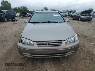 2001 Toyota Camry CE z VIN 4T1BG22K01U057836, wystawiony jako Copart lot #57046325 z przebiegiem 151 882 mil mil oraz Szkoda całkowita • Salvage title. Historia ofert i sprzedaży dostępna na DreamBid. Obrazek 5.
