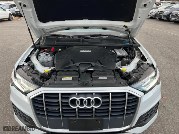 2021 Audi Q7 Premium with VIN WA1AXAF7XMD028911, listed as a Copart auction lot 86017744 with 81,815 mi miles and Clean Title. Bid and sale history available at carsss.com. Image 8.