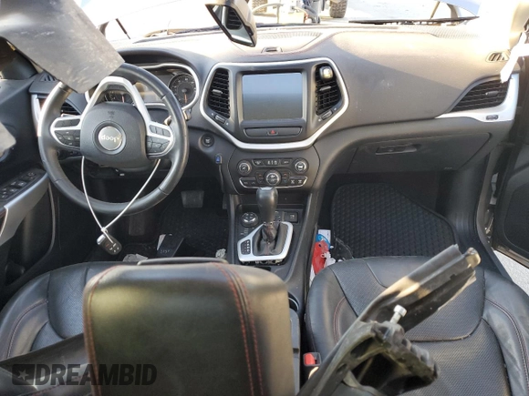 2017 Jeep Cherokee Trailhawk L Plus with VIN 1C4PJMBS3HD218441, listed as a Copart auction lot 42836285 with 122,242 mi miles and Salvage Title. Bid and sale history available at carsss.com. Image 8.