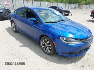 2015 Chrysler 200 S z VIN 1C3CCCBB7FN737149, wystawiony jako IAAI lot #42210692 z przebiegiem 83 214 mil mil oraz . Historia ofert i sprzedaży dostępna na DreamBid. Obrazek 1.