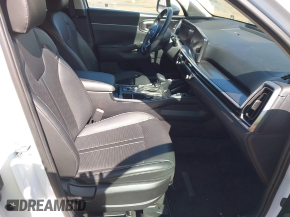 2024 Kia Sorento S with VIN 5XYRL4JC2RG269459, listed as a IAAI auction lot 42666445 with 29,478 mi miles and . Bid and sale history available at DreamBid. Image 5.