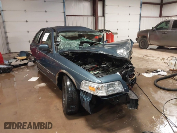 2008 Mercury Grand Marquis GS with VIN 2MEFM74V08X664002, listed as a IAAI auction lot 41610592 with Not Provided miles and . Bid and sale history available at DreamBid. Image 1.