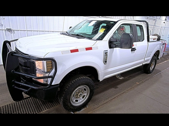 2018 Ford F-250 XL with VIN 1FT7X2B6XJEB43341, listed as a IAAI auction lot 42559799 with 191,877 mi miles and . Bid and sale history available at DreamBid. Image 22.