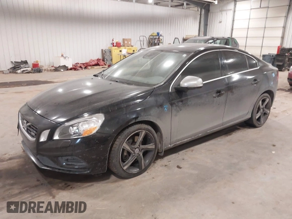 2012 Volvo S60 T6 with VIN YV1902FH7C2102334, listed as a IAAI auction lot 41469884 with 109,946 mi miles. Bid and sale history available at carsss.com. Image 2.