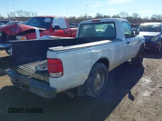 2000 Ford Ranger XL with VIN 1FTYR10V7YPA13552, listed as a IAAI auction lot 41344663 with 139,724 mi miles. Bid and sale history available at carsss.com. Image 4.