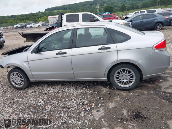 2010 Ford Focus SE with VIN 1FAHP3FN7AW200994, listed as a IAAI auction lot 39878172 with 146,211 mi miles. Bid and sale history available at carsss.com. Image 15.