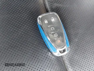 2018 Chevrolet Camaro 2SS z VIN 1G1FH1R73J0157556, wystawiony jako IAAI lot #41928609 z przebiegiem 88 730 mil mil oraz . Historia ofert i sprzedaży dostępna na DreamBid. Obrazek 11.
