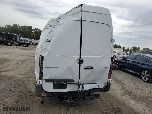2024 Mercedes-Benz Sprinter Cargo Van with VIN W1Y4NDHY9RT191364, listed as a Copart auction lot 72646884 with 0 mi miles and Salvage Title. Bid and sale history available at carsss.com. Image 6.
