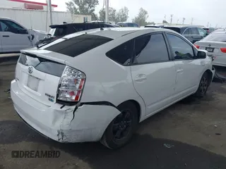 2008 Toyota Prius z VIN JTDKB20U483454957, wystawiony jako IAAI lot #42358477 z przebiegiem 256 781 mil mil oraz . Historia ofert i sprzedaży dostępna na DreamBid. Obrazek 4.