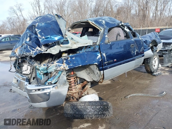 2001 Dodge 1500 z VIN 3B7HF13Z61G762957, wystawiony jako IAAI lot #41679791 z przebiegiem Nie podano mil oraz . Historia ofert i sprzedaży dostępna na DreamBid. Obrazek 2.