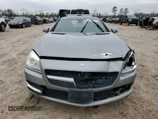 2014 Mercedes-Benz SLK 250 with VIN WDDPK4HA0EF091357, listed as a Copart auction lot 46293775 with 71,994 mi miles and Salvage title. Bid and sale history available at DreamBid. Image 5.