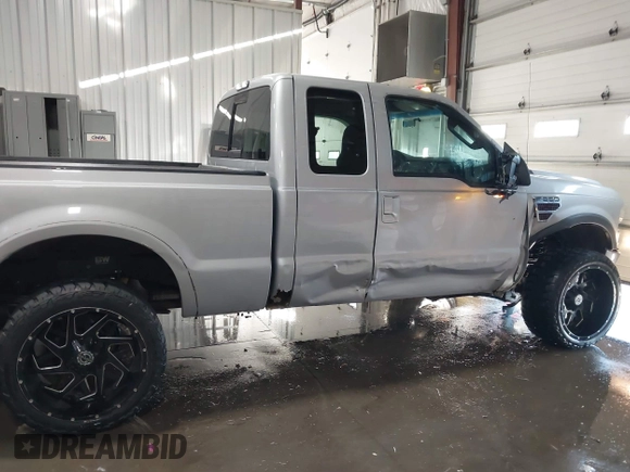 2008 Ford Super Duty F-250 SRW XL with VIN 1FTSX21R48ED49660, listed as a IAAI auction lot 41275675 with 193,731 mi miles. Bid and sale history available at carsss.com. Image 6.