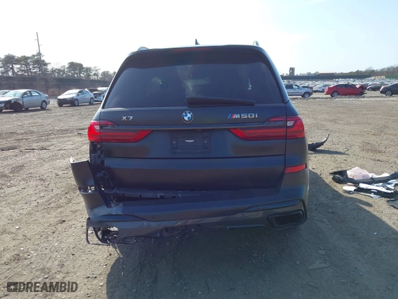 2022 BMW X7 M50i with VIN 5UXCX6C03N9M51772, listed as a IAAI auction lot 41780026 with 26,001 mi miles. Bid and sale history available at carsss.com. Image 16.