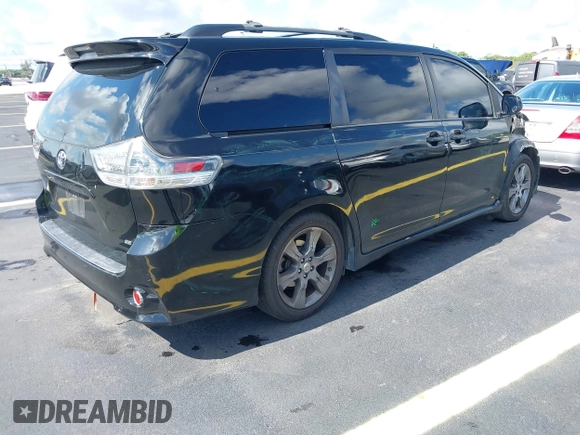 2011 Toyota Sienna SE with VIN 5TDXK3DC9BS122337, listed as a IAAI auction lot 42245460 with 270,970 mi miles and . Bid and sale history available at DreamBid. Image 4.