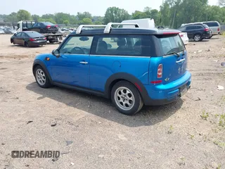 2012 MINI Clubman z VIN WMWZF3C57CT189793, wystawiony jako IAAI lot #42483499 z przebiegiem 77 599 mil mil oraz . Historia ofert i sprzedaży dostępna na DreamBid. Obrazek 3.
