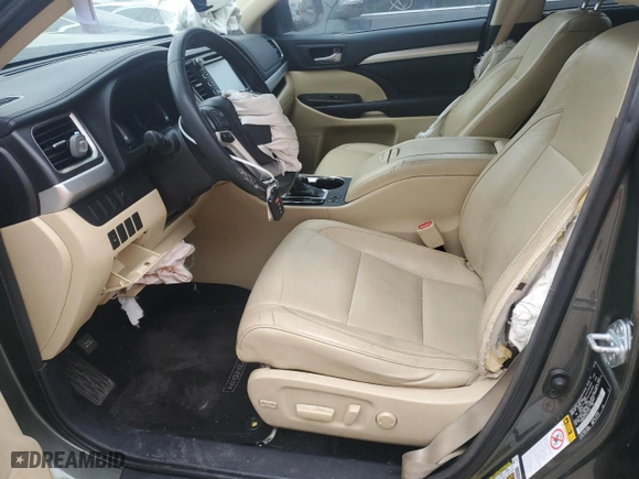 2016 Toyota Highlander XLE with VIN 5TDKKRFH7GS141403, listed as a Copart auction lot 88779425 with 1 mi miles and Salvage Title. Bid and sale history available at carsss.com. Image 7.