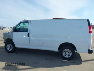 2020 Chevrolet Express Cargo Van with VIN 1GCWGAFP2L1274251, listed as a IAAI auction lot 41784672 with 77,356 mi miles. Bid and sale history available at carsss.com. Image 15.