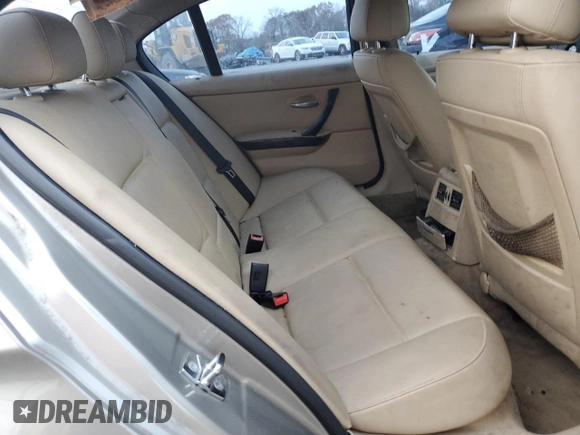 2008 BMW 3 Series 328i with VIN WBAVA37508NL51654, listed as a Copart auction lot 85218154 with 169,260 mi miles and Salvage Title. Bid and sale history available at DreamBid. Image 11.