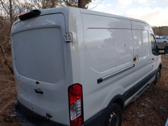 2018 Ford Transit with VIN 1FTBW2CM3JKA90543, listed as a IAAI auction lot 41439788 with 83,135 mi miles and . Bid and sale history available at DreamBid. Image 4.