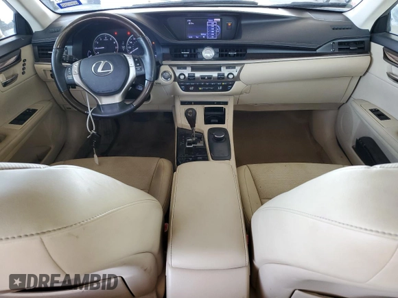 2014 Lexus ES 330 z VIN JTHBK1GG8E2107061, wystawiony jako Copart lot #54348455 z przebiegiem 148 324 mil mil oraz Czysty tytuł • Clean title. Historia ofert i sprzedaży dostępna na DreamBid. Obrazek 8.