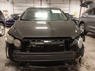 2015 Chevrolet Sonic LT with VIN 1G1JC5SH4F4163515, listed as a IAAI auction lot 41962147 with 133,104 mi miles and . Bid and sale history available at DreamBid. Image 13.