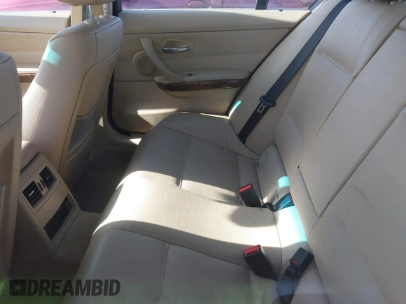 2007 BMW 3 Series 335i with VIN WBAVB73547VH21919, listed as a IAAI auction lot 42366396 with 149,918 mi miles and . Bid and sale history available at DreamBid. Image 8.