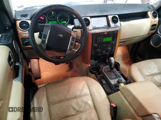 2008 Land Rover LR3 HSE z VIN SALAG25408A490655, wystawiony jako Copart lot #55213845 z przebiegiem 117 814 mil mil oraz Tytuł czysty. Historia ofert i sprzedaży dostępna na DreamBid. Obrazek 8.