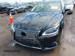 2014 Lexus LS 460 с VIN JTHCL5EF1E5022676, выставлен на аукционе IAAI как лот 41914005 с пробегом 111 108 миль миль и . История ставок и продаж доступна на DreamBid. Изображение 12.