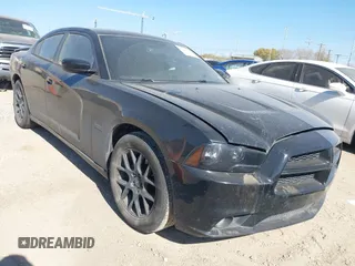 2014 Dodge Charger RT z VIN 2C3CDXCT5EH189008, wystawiony jako IAAI lot #41811521 z przebiegiem 188 208 mil mil oraz . Historia ofert i sprzedaży dostępna na DreamBid. Obrazek 1.