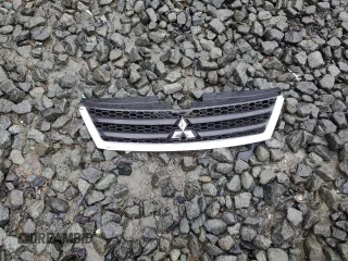 2007 Mitsubishi Outlander XLS z VIN JA4MT41X97U009529, wystawiony jako Copart lot #56943255 z przebiegiem 112 060 mil mil oraz Szkoda całkowita • Salvage title. Historia ofert i sprzedaży dostępna na DreamBid. Obrazek 13.