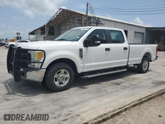 2017 Ford F-250 XL with VIN 1FT7W2A61HEB68868, listed as a Copart auction lot 55811175 with 180,279 mi miles and Clean title. Bid and sale history available at DreamBid. Image 1.