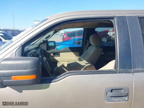 2013 Ford F-150 XL with VIN 1FTFW1CF4DFB01625, listed as a IAAI auction lot 40591090 with 119,694 mi miles. Bid and sale history available at carsss.com. Image 19.