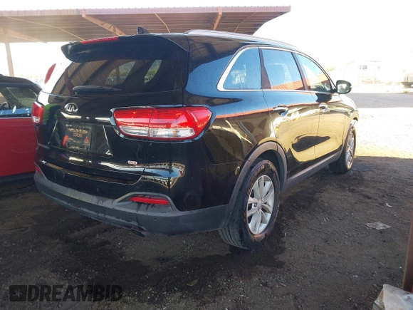 2016 Kia Sorento LX with VIN 5XYPG4A34GG096519, listed as a IAAI auction lot 41804182 with 151,909 mi miles. Bid and sale history available at carsss.com. Image 4.