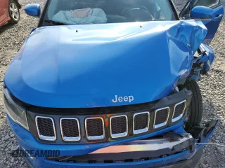 2018 Jeep Compass Limited with VIN 3C4NJCCB9JT194565, listed as a Copart auction lot 52621355 with 48,367 mi miles and Salvage title. Bid and sale history available at DreamBid. Image 12.