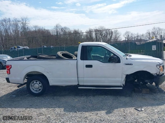 2019 Ford F-150 XL with VIN 1FTMF1C55KKD80487, listed as a IAAI auction lot 39009387 with 18,324 mi miles. Bid and sale history available at carsss.com. Image 14.