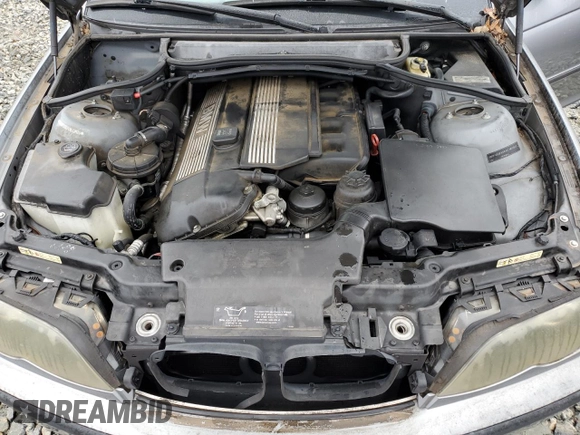 2004 BMW 3 Series 325i with VIN WBAEV33474KL63524, listed as a Copart auction lot 43437215 with 164,415 mi miles and Salvage Title. Bid and sale history available at carsss.com. Image 11.